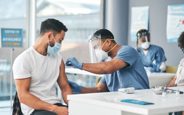 employee getting vaccinated