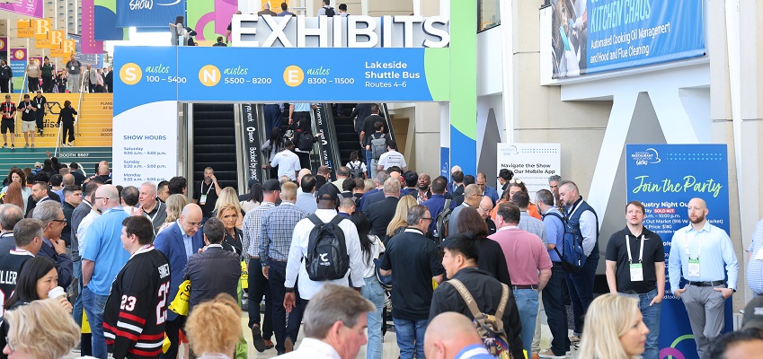 Crowd of attendees at the National Restaurant Association Show